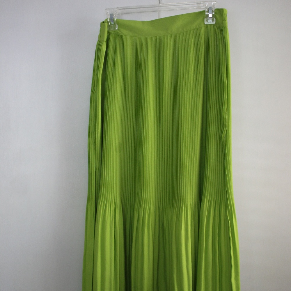Old Navy Lime Green Pleated Maxi Skirt Size M